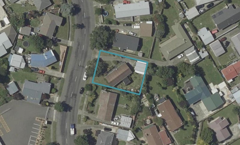 19 Kaimanawa Street, Kelvin Grove, Palmerston North - Carousel 1