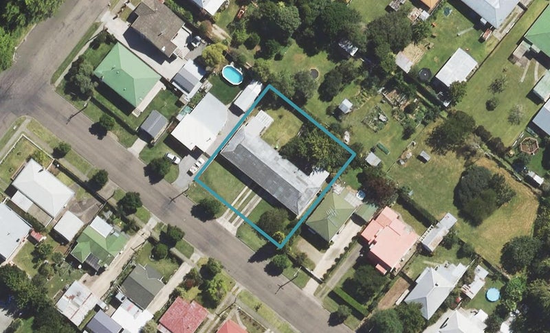 37 Perry Street, Mangapapa, Gisborne - Carousel 1