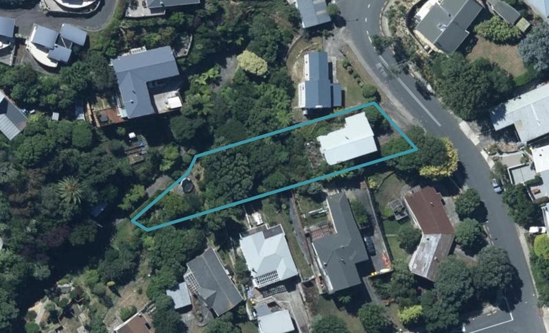 53 Mana View Road, Paremata, Porirua - Carousel 1