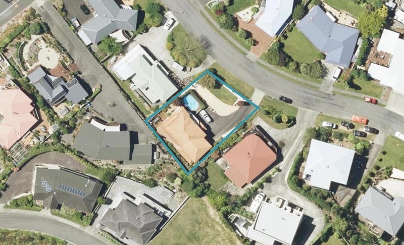 5 Rimu Terrace, Waikawa, Picton - Carousel 1