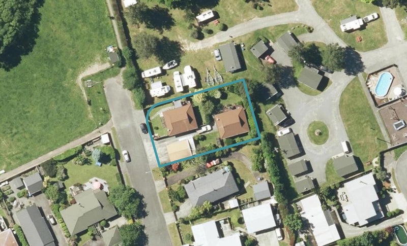 21 Huia Street, Waikawa, Picton - Carousel 1