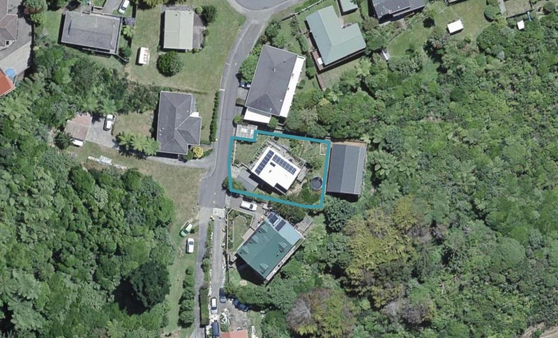 93 Percy Dyett Drive, Karori, Wellington - Carousel 1