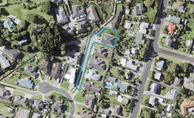 21 Pony Park Place, Beachlands, Auckland - Carousel 1