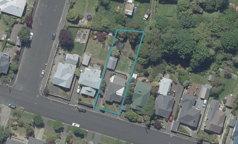32 Rosebery Street, Belleknowes, Dunedin - Carousel 1