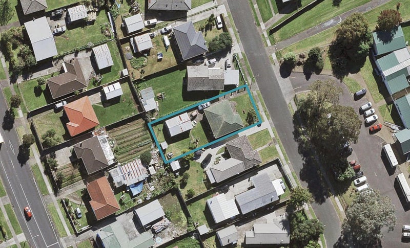 14 Comet Crescent, Mangere, Auckland - Carousel 1