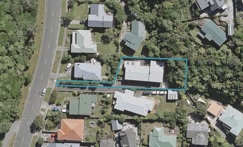 60 Dowse Drive, Maungaraki, Lower Hutt - Carousel 1