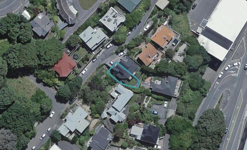 8A Frandi Street, Thorndon, Wellington - Carousel 1