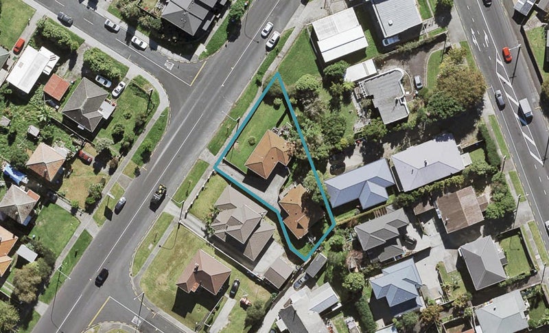 700 Sandringham Extension, MOUNT ROSKILL, AUCKLAND - Carousel 1