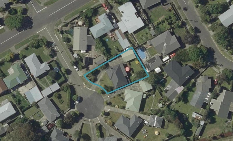 3 Perth Place, Awapuni, Palmerston North - Carousel 1