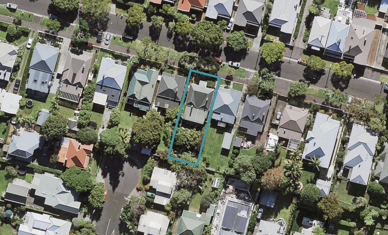74 Burnley Terrace, Sandringham, Auckland - Carousel 1