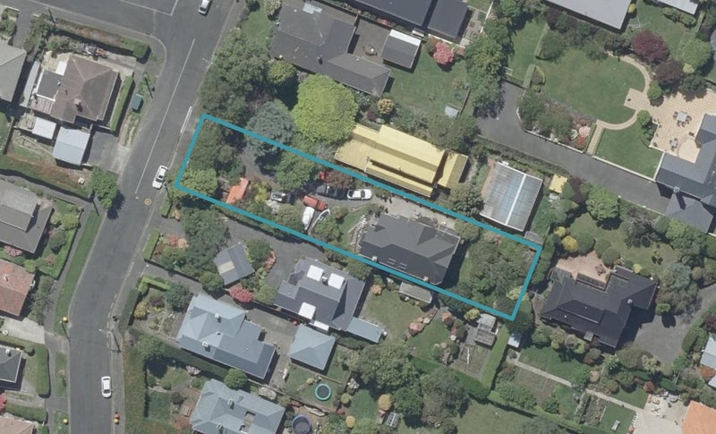 84 Preston Crescent, Belleknowes, Dunedin - Carousel 1