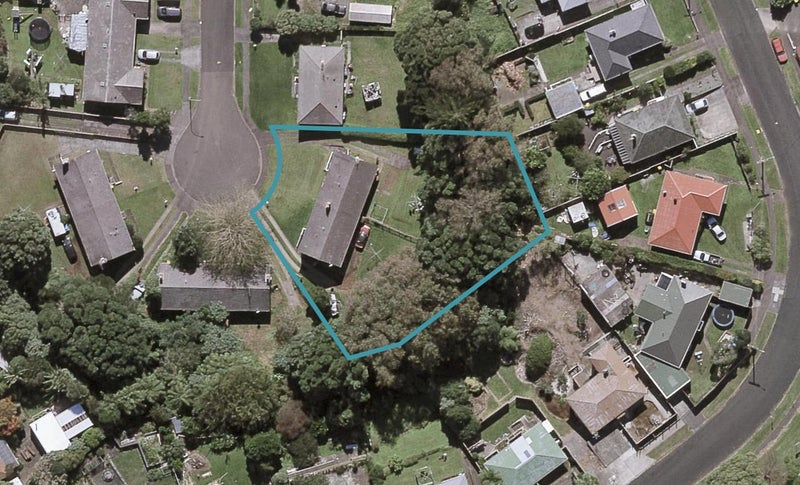 15 Marton Place, Marfell, New Plymouth - Carousel 1