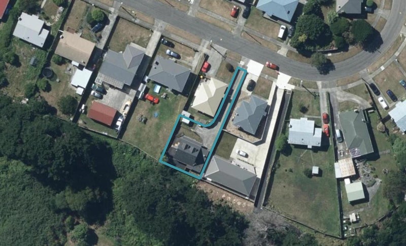 41A Whanga Crescent, Titahi Bay, Porirua - Carousel 1