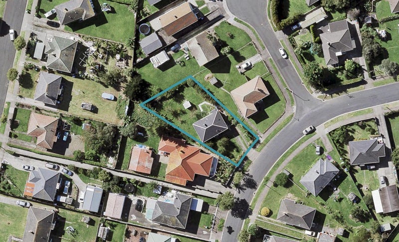 28 Evandale Street, Glen Innes, Auckland - Carousel 1