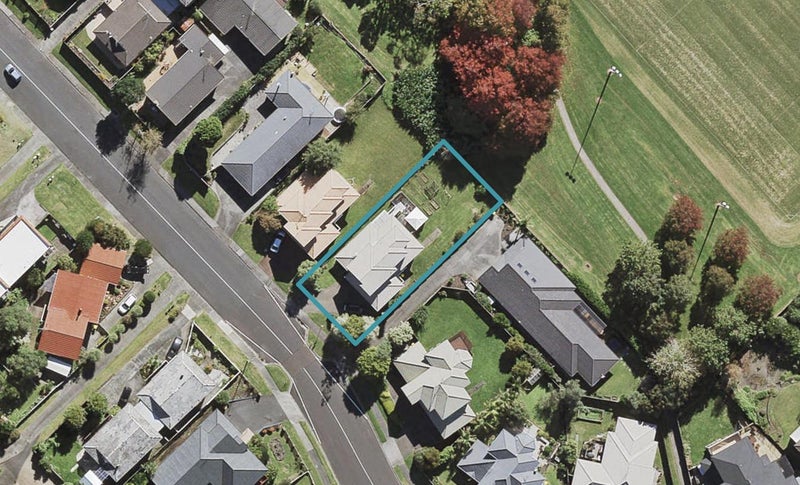 71 Velma Road, Hillcrest, Auckland - Carousel 1