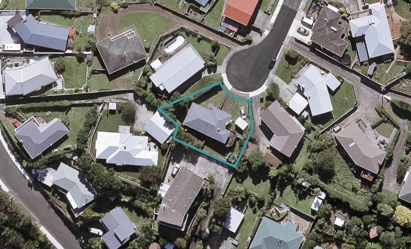 6 Tay Street, Spotswood, New Plymouth - Carousel 1