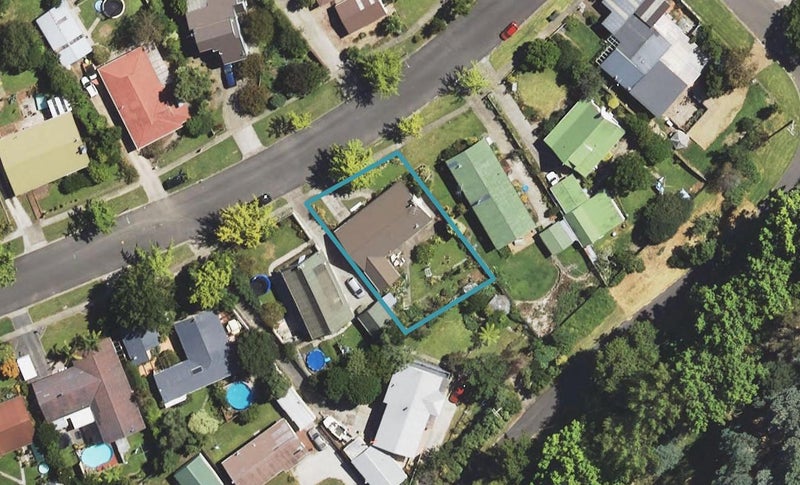 41 Sunvale Crescent, Whataupoko, Gisborne - Carousel 1