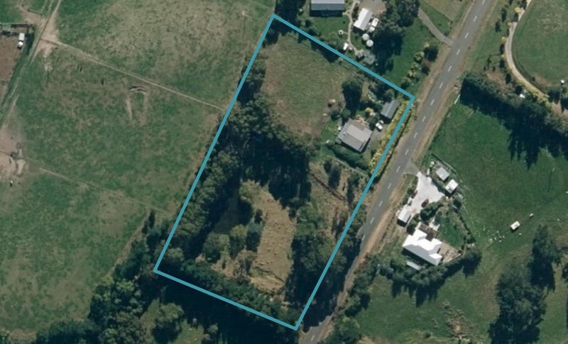 324 White Road, Otane - Carousel 1