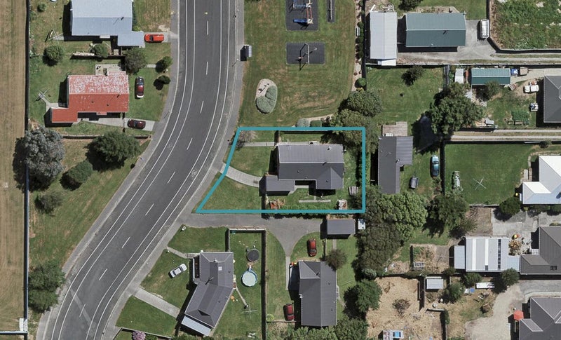 422 Ness Street, Kew, Invercargill - Carousel 1