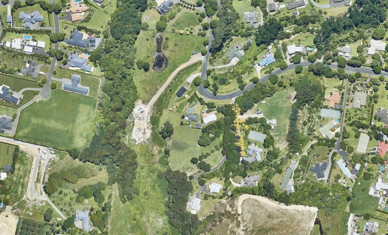 41 Freeburn Road, Pyes Pa, Tauranga - Carousel 1