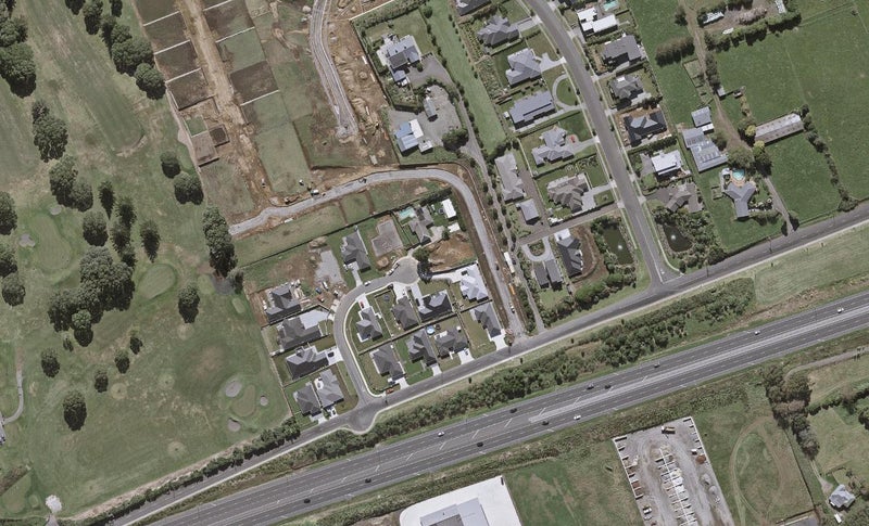 12 Cooke Farm Grove, Waiwhakaiho, New Plymouth - Carousel 1