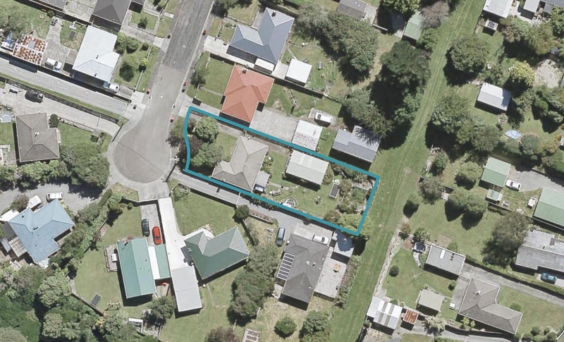 9 Waimarama Grove, Birchville, Upper Hutt - Carousel 1