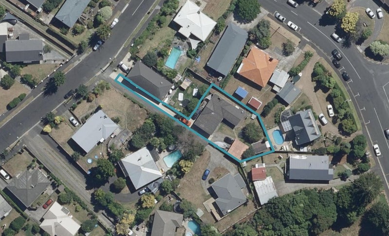 89 Storey Avenue, Forest Lake, Hamilton - Carousel 1