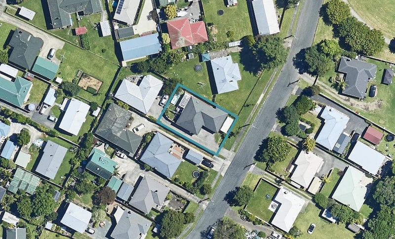 47A Hall Road, Matua, Tauranga - Carousel 1
