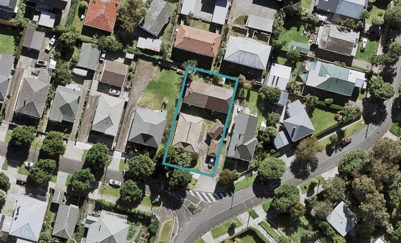 1/24 Jason Avenue, Sandringham, Auckland - Carousel 1