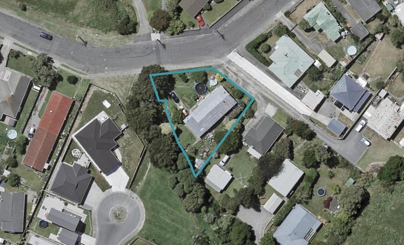27 Lupin Road, Otaki, Otaki - Carousel 1