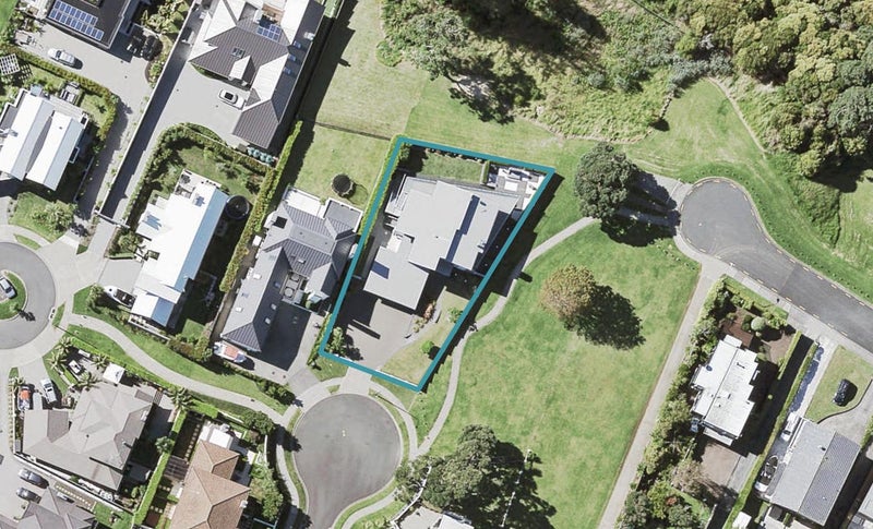 26 Tranquility Rise, Mellons Bay, Auckland - Carousel 1