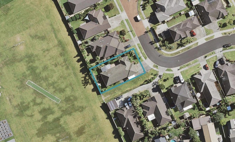 38 Belfry Place, Wattle Downs, Auckland - Carousel 1