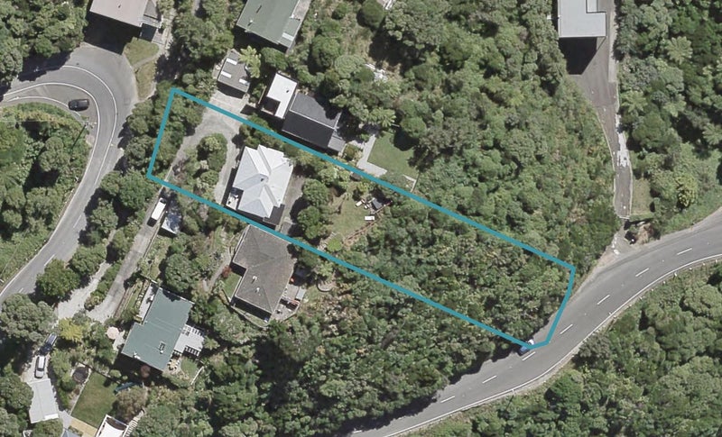 34 Korokoro Road, Korokoro, Lower Hutt - Carousel 1