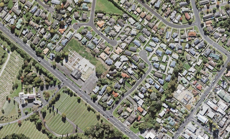 6E Palmer Avenue, Glen Eden, Auckland - Carousel 1