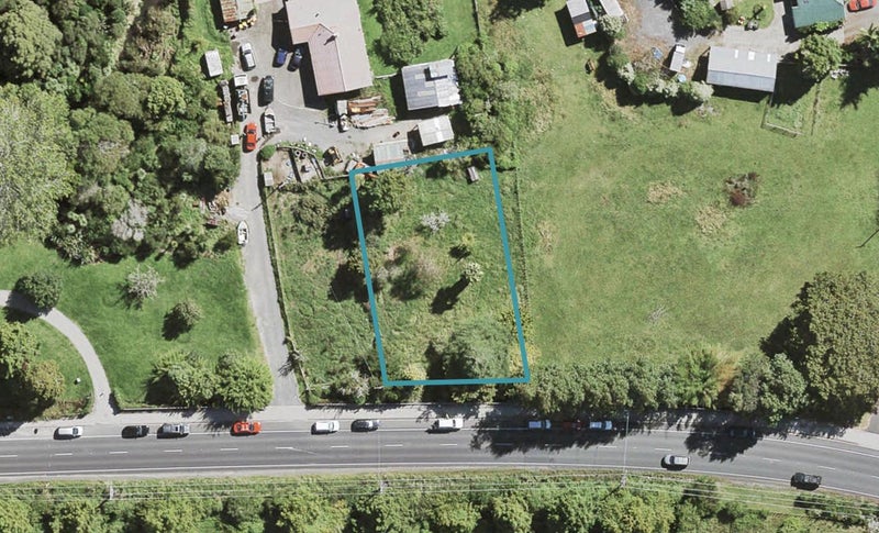 331 Henderson Valley Road, Henderson Valley, Auckland - Carousel 1
