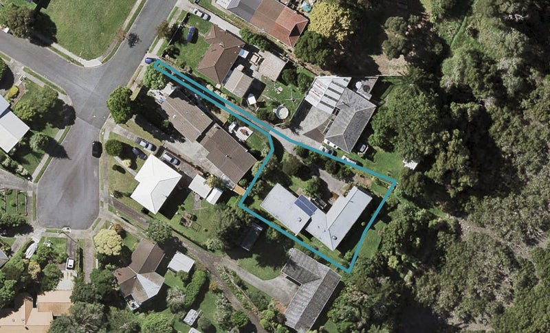 22 Wanaka Place, Pakuranga Heights, Auckland - Carousel 1
