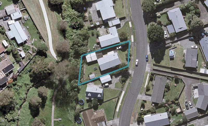 27 Lantana Avenue, Bell Block, New Plymouth - Carousel 1