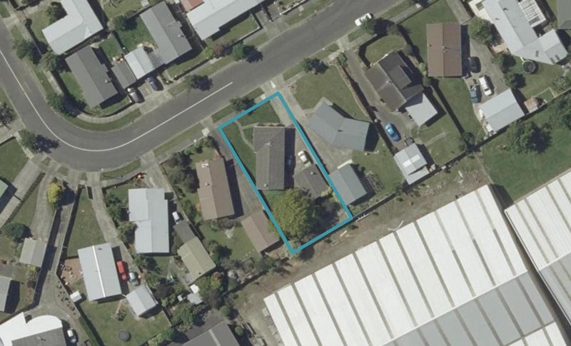 42 Acacia Street, Kelvin Grove, Palmerston North - Carousel 1