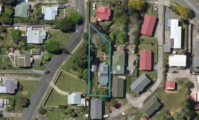 1 Leith Street, Morningside, Whangarei - Carousel 1