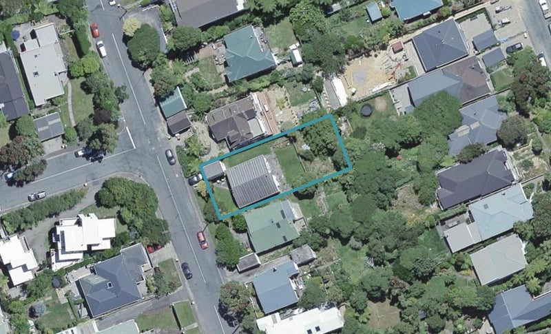 28 Homewood Crescent, Karori, Wellington - Carousel 1