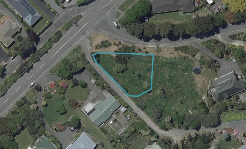 2 Happy Home Road, Westmorland, Christchurch - Carousel 1
