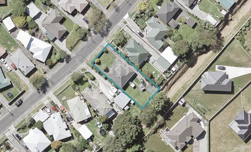 22 Thirlmere Street, Wainuiomata, Lower Hutt - Carousel 1