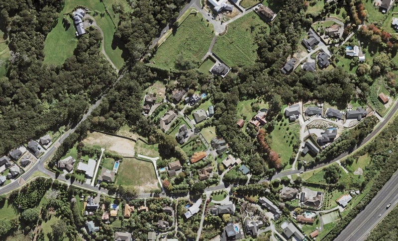 31 Wicklam Lane, Greenhithe, Auckland - Carousel 1
