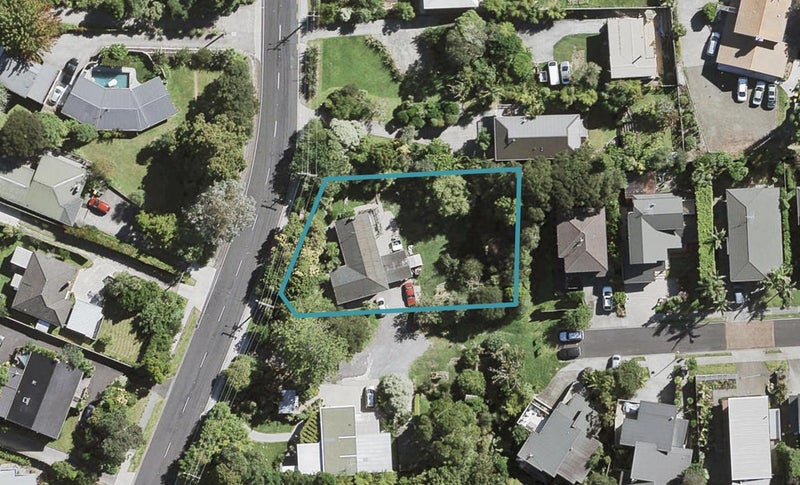 64 Atkinson Road, Titirangi, Auckland - Carousel 1