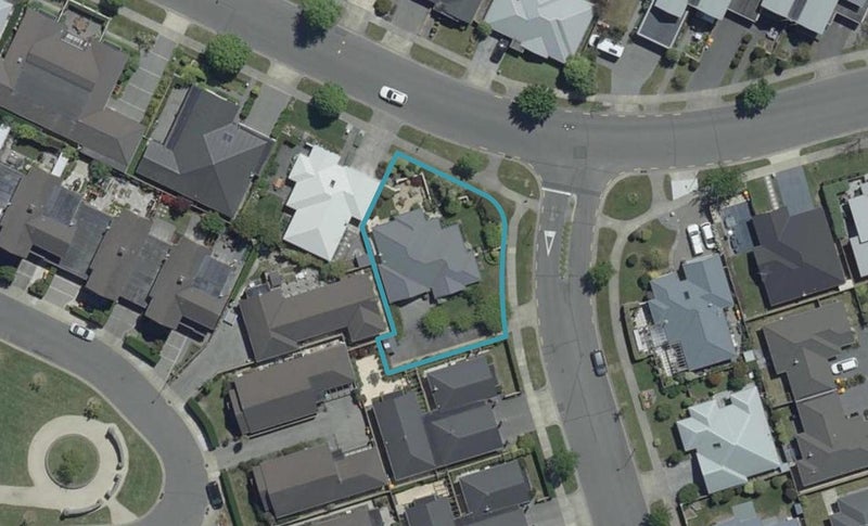 2 Saracen Avenue, Northwood, Christchurch - Carousel 1