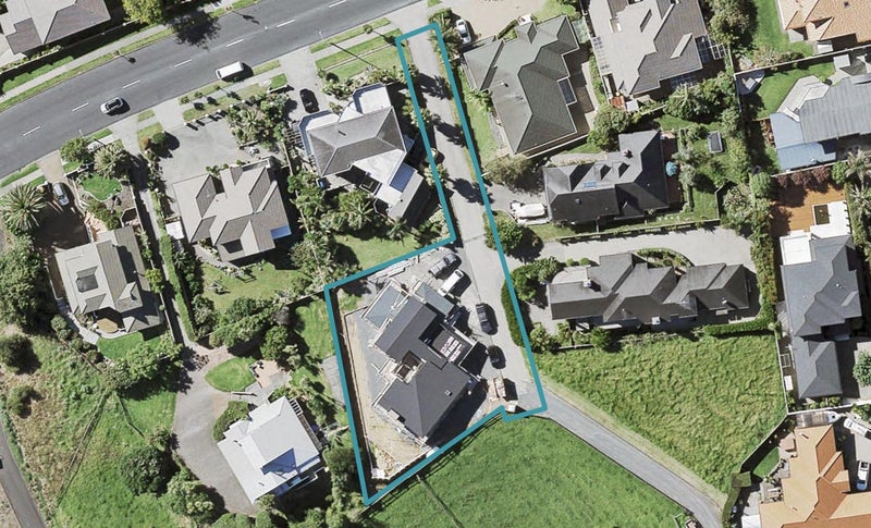 36 Somerville Road, Shelly Park, Auckland - Carousel 1