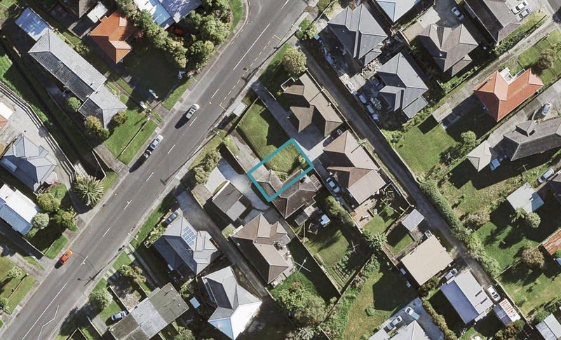 82B White Swan Road, Mount Roskill, Auckland - Carousel 1