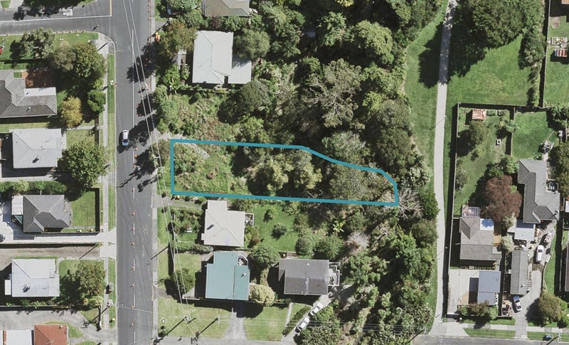 72 Glendale Road, Glen Eden, Auckland - Carousel 1