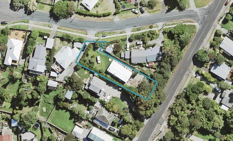 3 Burnham Road, Waitakere, Auckland - Carousel 1