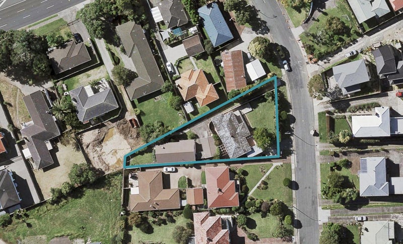 1B Greenhill Crescent, Pakuranga, Auckland - Carousel 1